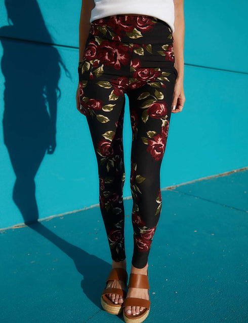 SA Exclusive Love Me Some Floral Pocket Leggings