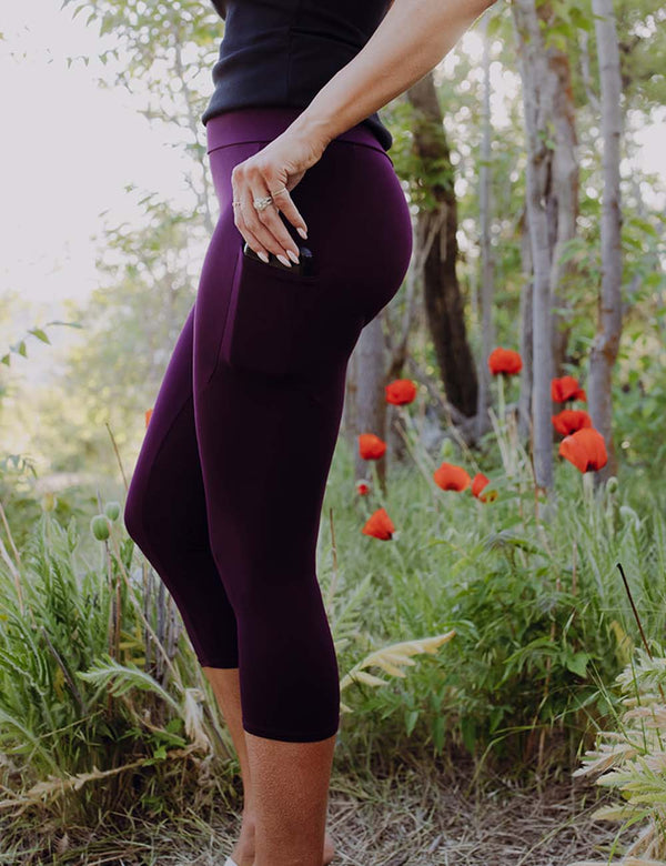 SA Exclusive Burgundy Capri Pocket Leggings