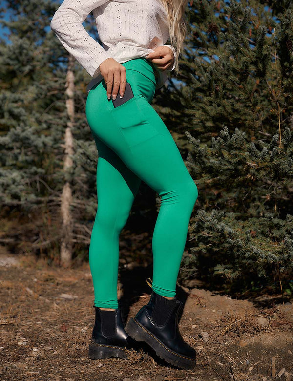 SA Exclusive Emerald Pocket Solid Leggings