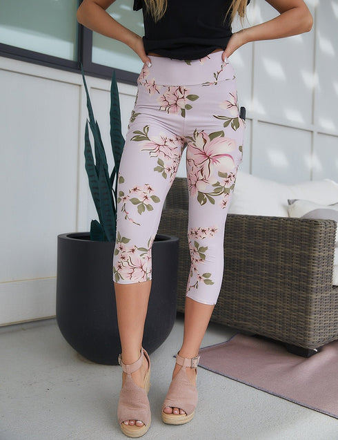 SA Exclusive Floral Dreams Capri Pocket Leggings