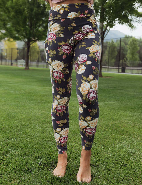 SA Exclusive Floral Fling Pocket Leggings