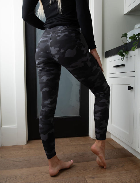 SA Exclusive Midnight Camo Pocket Leggings