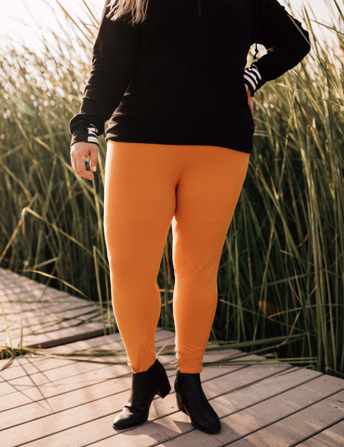 SA Exclusive Mustard Solid Leggings