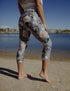 SA Exclusive Perfect Blooms Capri Pocket Leggings