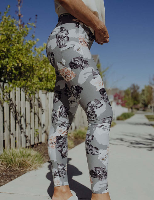 SA Exclusive Perfect Blooms Pocket Leggings