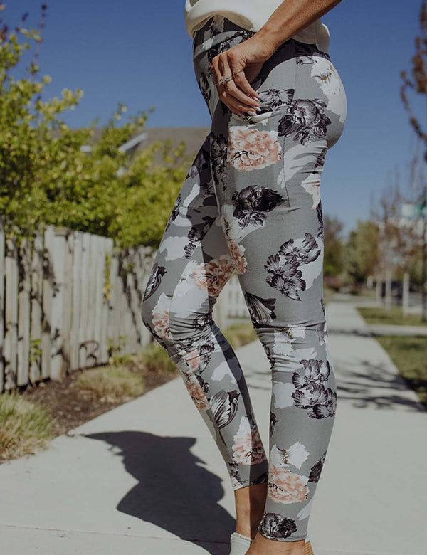 SA Exclusive Perfect Blooms Pocket Leggings