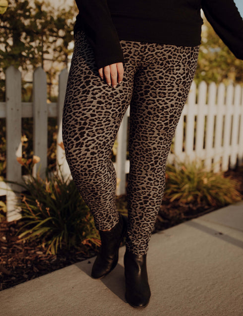 SA Exclusive Sassy Tan and Black Leopard Leggings