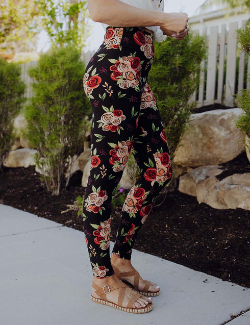 SA Exclusive Wild Rose Leggings